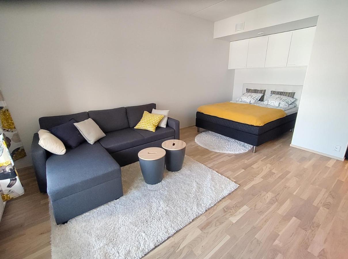 Fully Equipped New Apartment With Free Parking Tampere Eksteriør billede